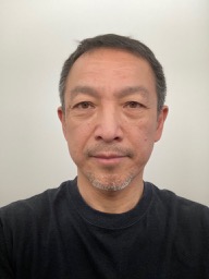 顔写真：長井淳一