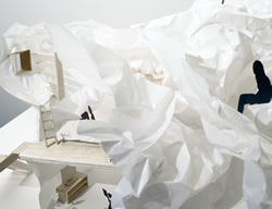 偶然性を有する建築空間の可能性　 - 紙屑から建築への空間試行 - 